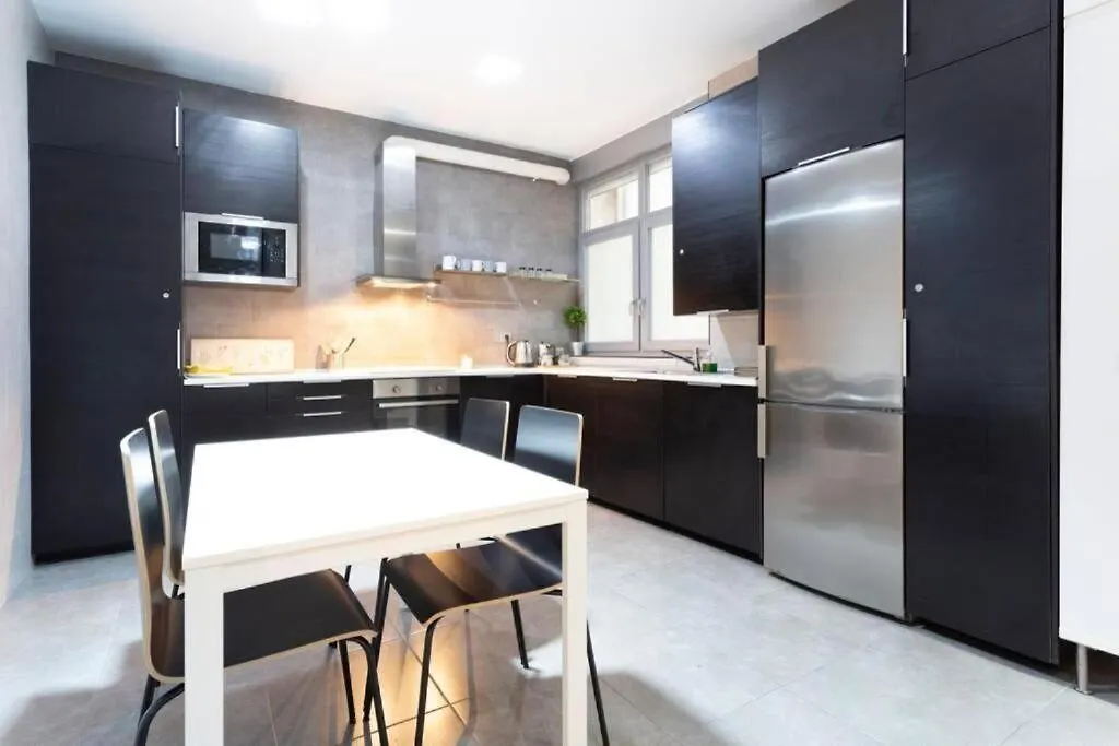 Bilbao Guggenheim Apartment By Getxo Garden Houses