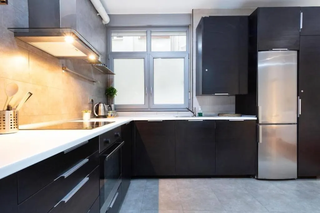 Bilbao Guggenheim Apartment By Getxo Garden Houses